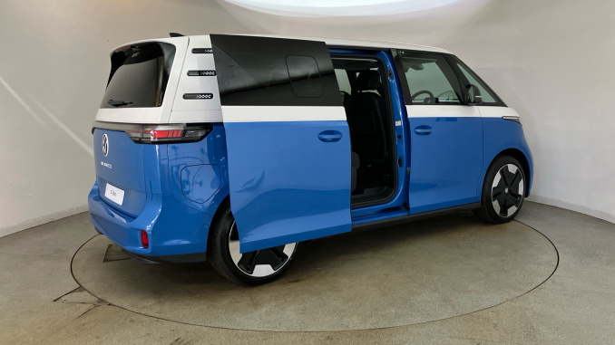 Volkswagen ID. Buzz 210kW Style Pro 79kWh 5dr Auto [Design+] Electric Estate - Image 43